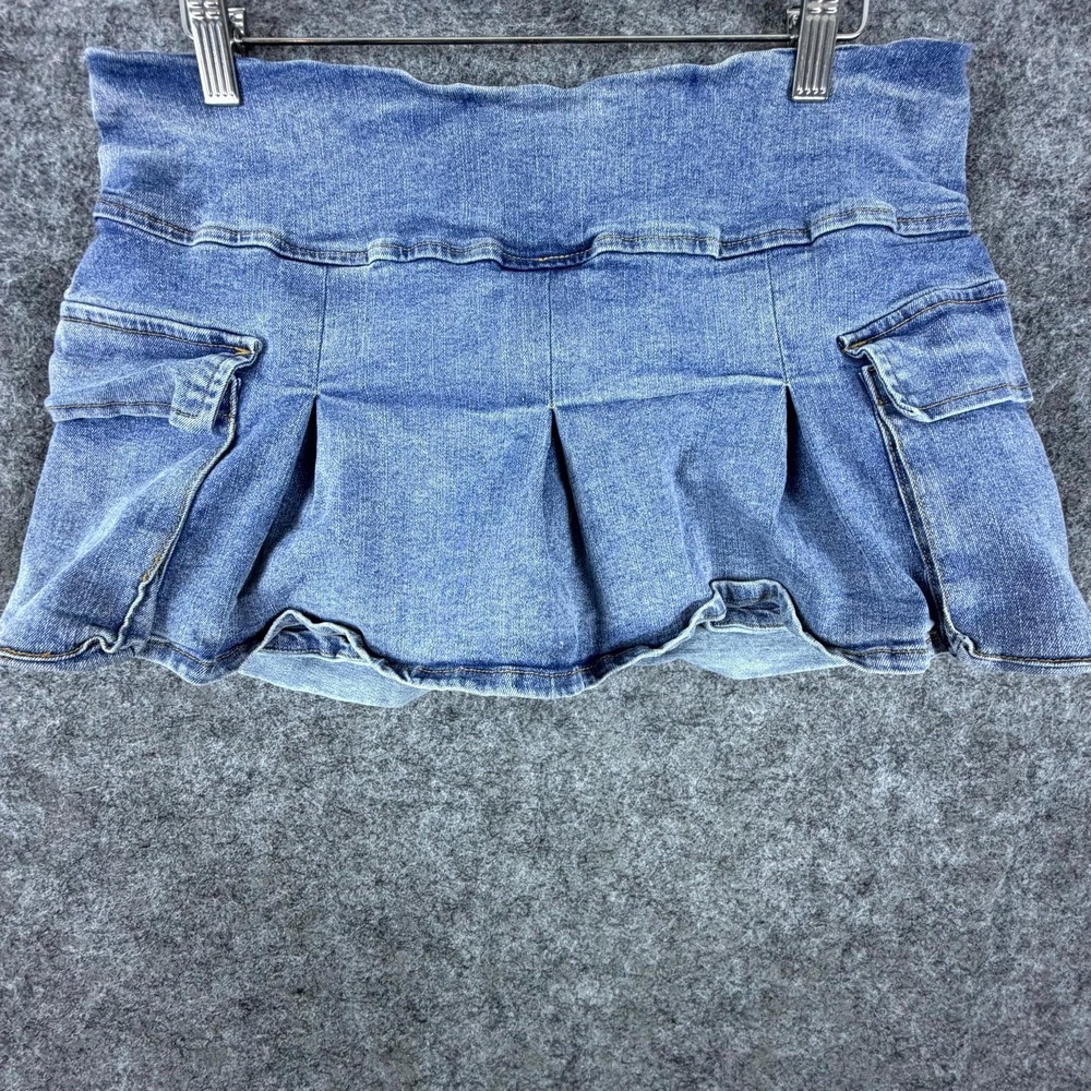 Almost Famous Micro Mini Jean Skirt Skort Womens Large Y2K Blue Pleated Cargo